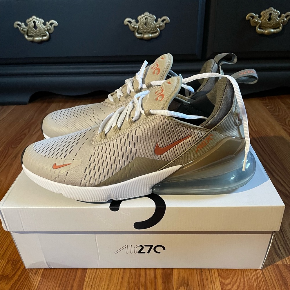 ON SALE TODAY ONLY!! BRAND NEW!! Men’s Nike 270 shoes